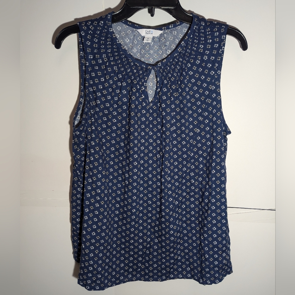 Croft & Barrow Navy Patterned Sleeveless Blouse Size Medium